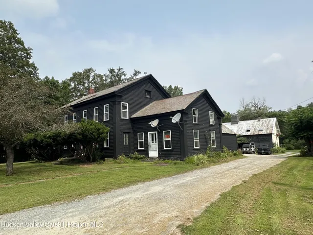 $560,000 | 430-432 Highway 43, Stephentown, NY 12168