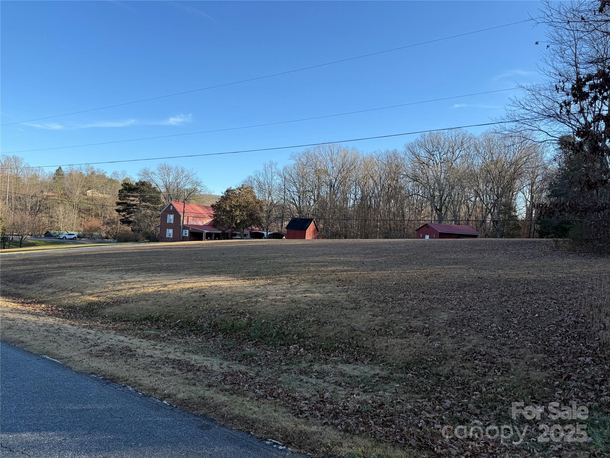 6496 Highway 221 Marion, NC 28752 - Photo 18 of 22