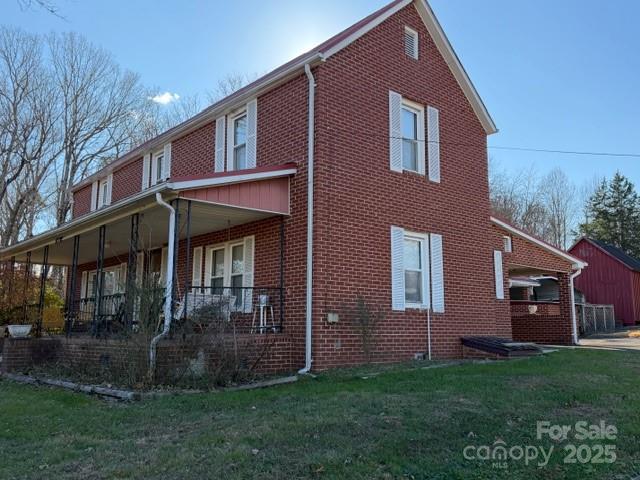 6496 Highway 221 Marion, NC 28752 - Photo 2 of 22