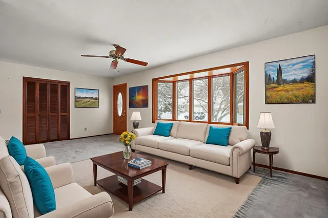 $305,000 | 10933 Gettysburg Avenue North, Champlin, MN 55316