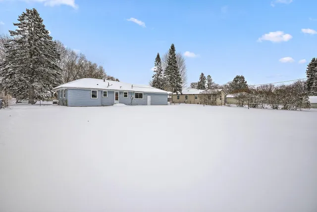 $305,000 | 10933 Gettysburg Avenue North, Champlin, MN 55316