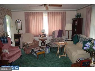 12 Poplar Road Boyertown, PA 19512 - Photo 2 of 8 Gallery Image 2