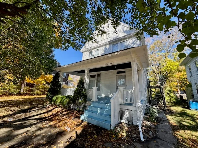 $174,900 | 506 East Chestnut Street, Bloomington, IL 61701