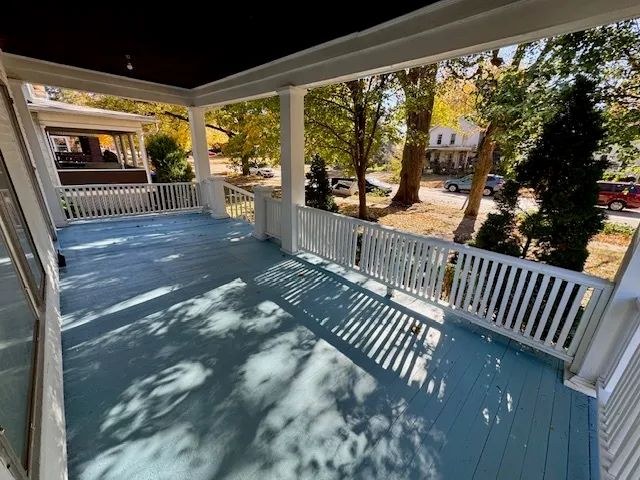 $174,900 | 506 East Chestnut Street, Bloomington, IL 61701