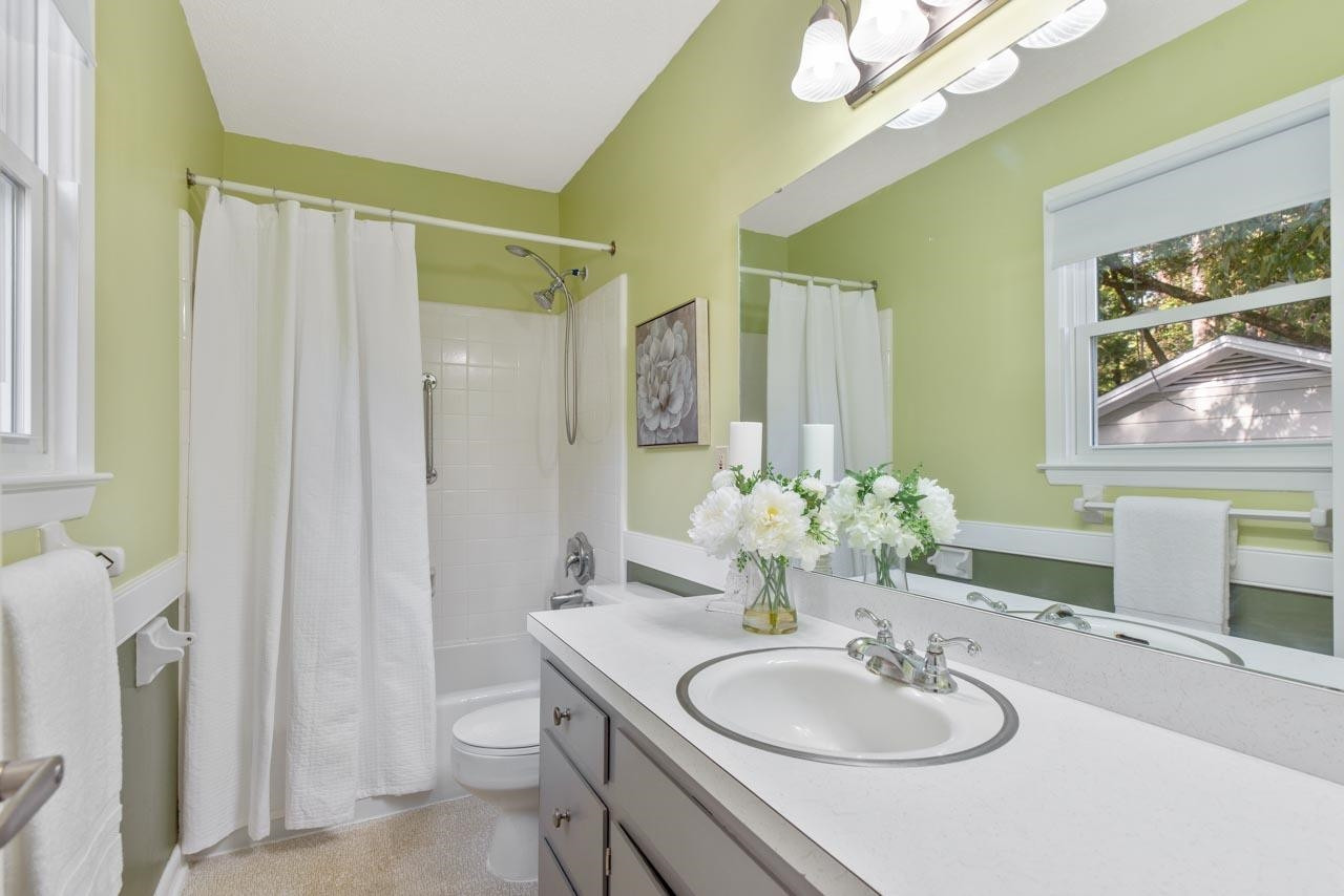5100 Huntingdon Drive Raleigh, NC 27606 - Photo 15 of 30 Master Bath/Spa