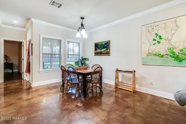 $1,800 | 205 Churchill Drive, Lafayette, LA 70506