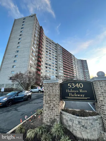 a front view of a building