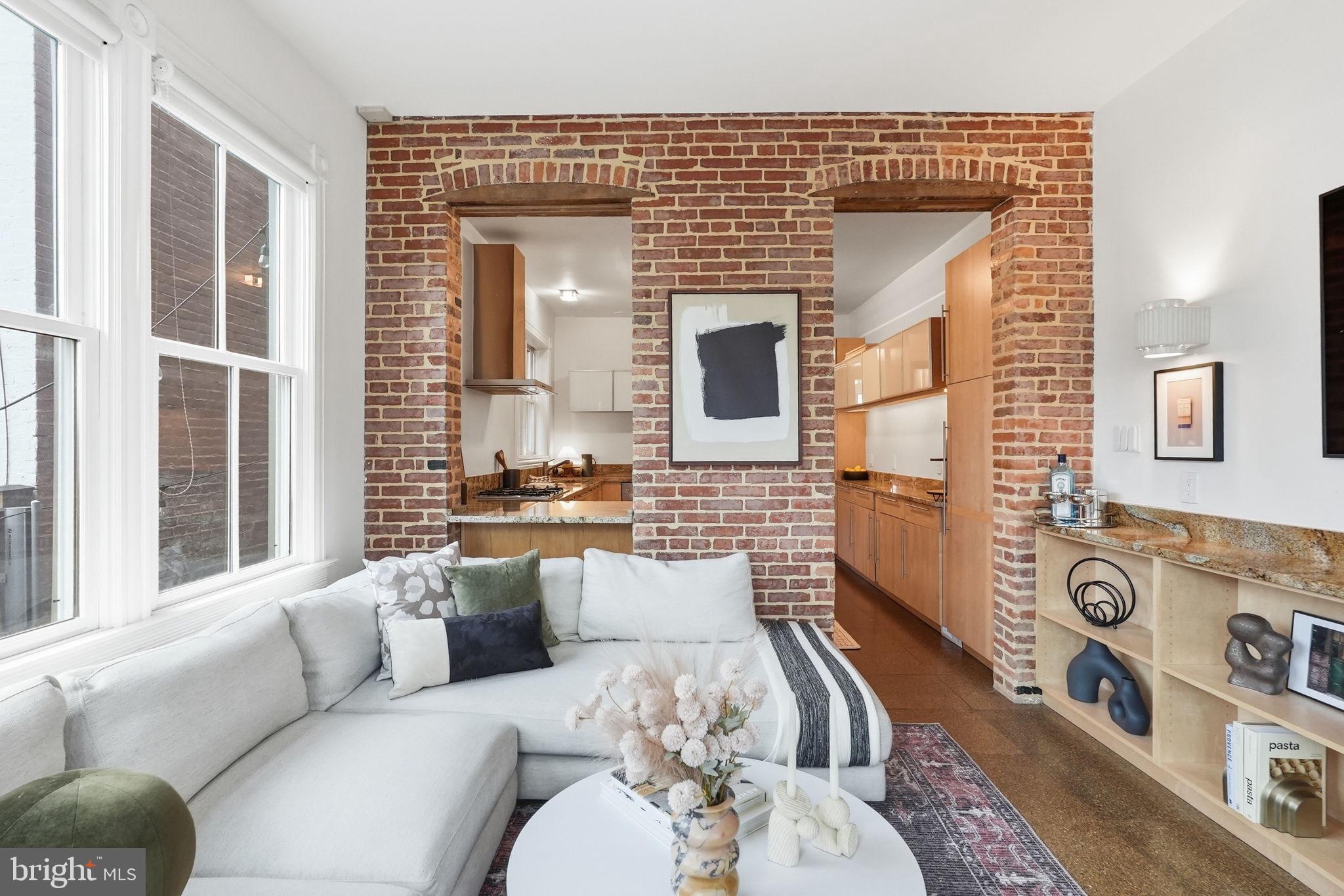 938 French Street Northwest Washington, DC 20001 - Photo 17 of 40