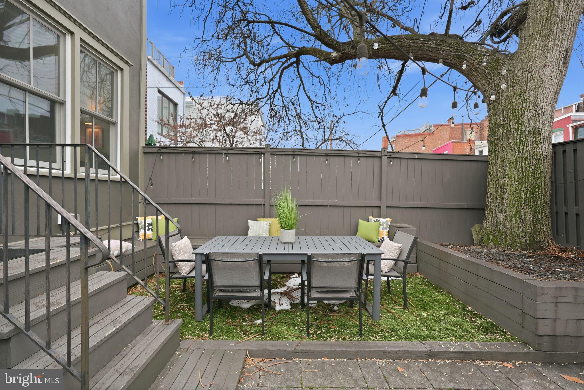 938 French Street Northwest Washington, DC 20001 - Photo 37 of 40