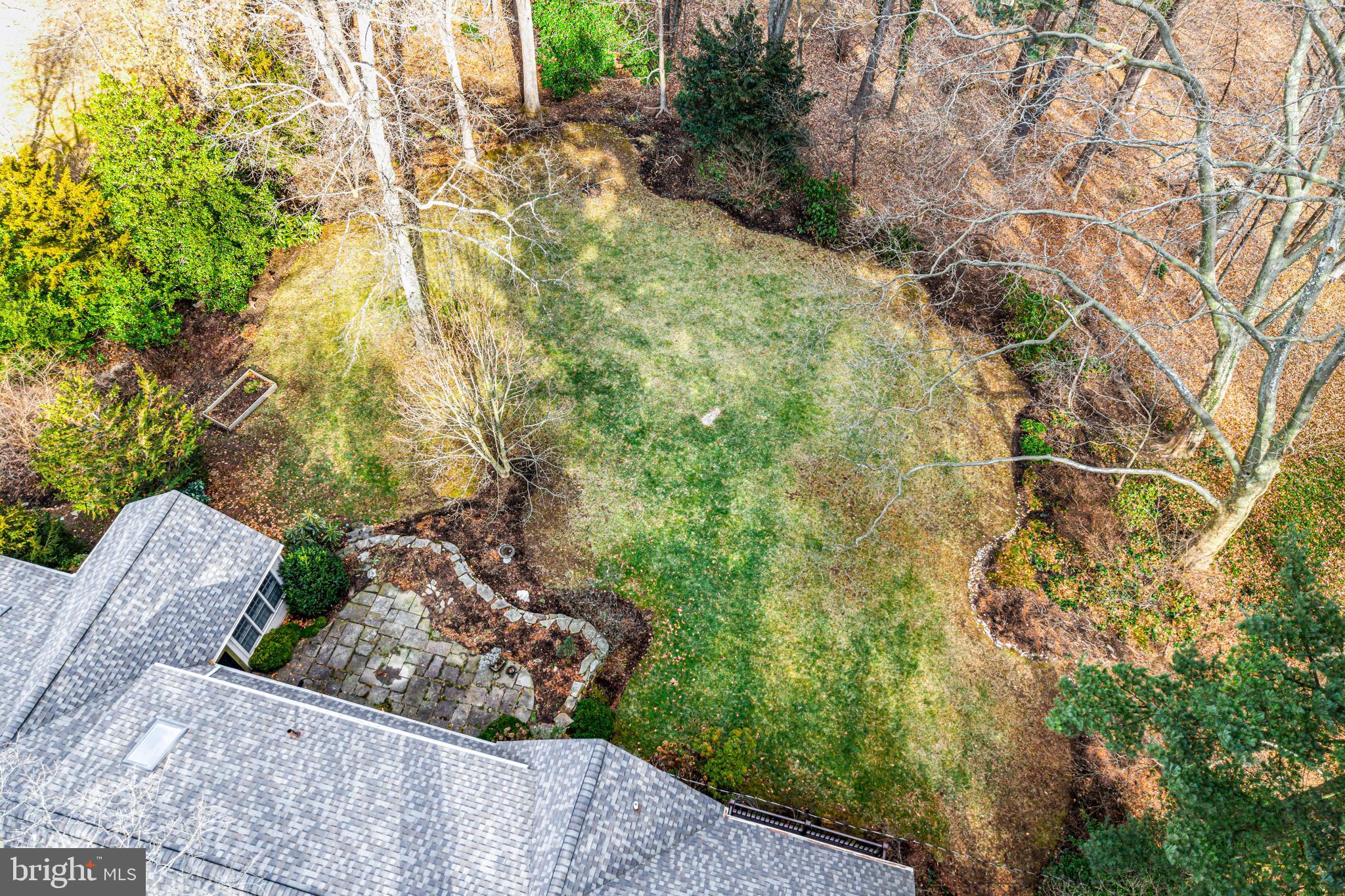 43 Deepdale Road Wayne, PA 19087 - Photo 37 of 41 Overview of back yard