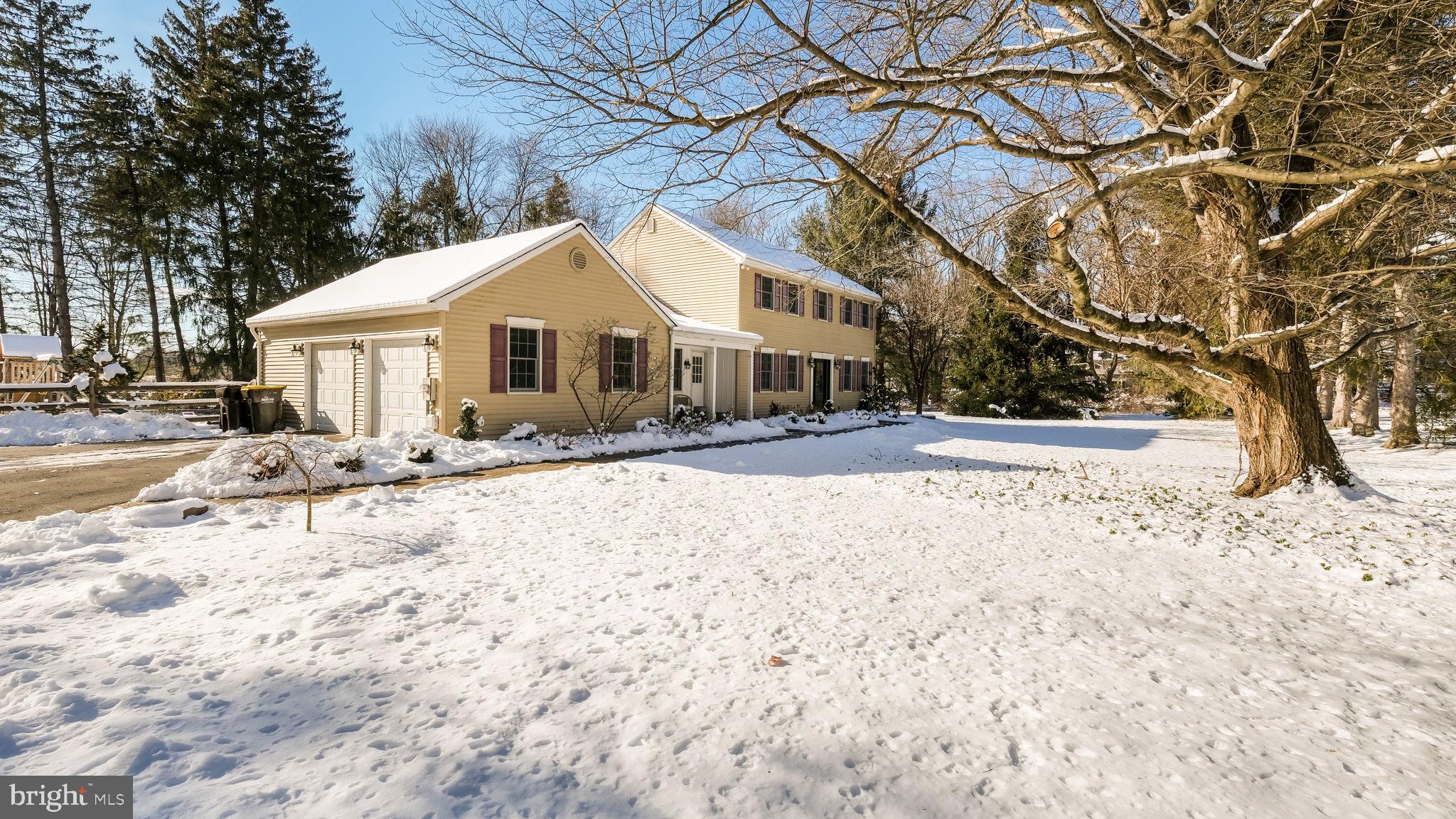 154 Ash Way Doylestown, PA 18901 - Photo 4 of 36