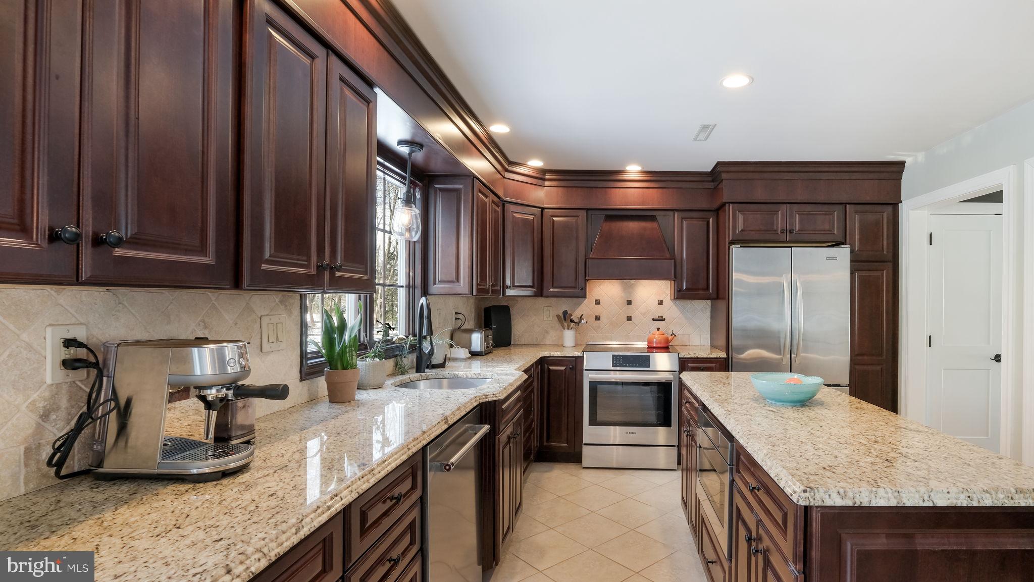 154 Ash Way Doylestown, PA 18901 - Photo 10 of 36