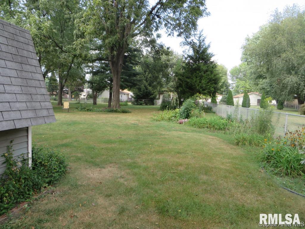 3021 Louise Lane Springfield, IL 62702 - Photo 17 of 24