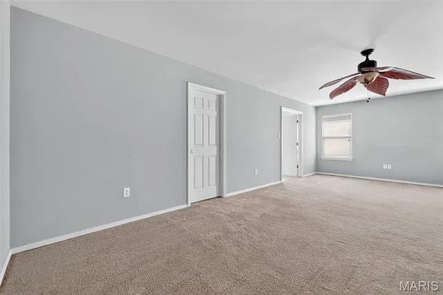 $304,900 | 154 Riverwood Park Drive, Florissant, MO 63031