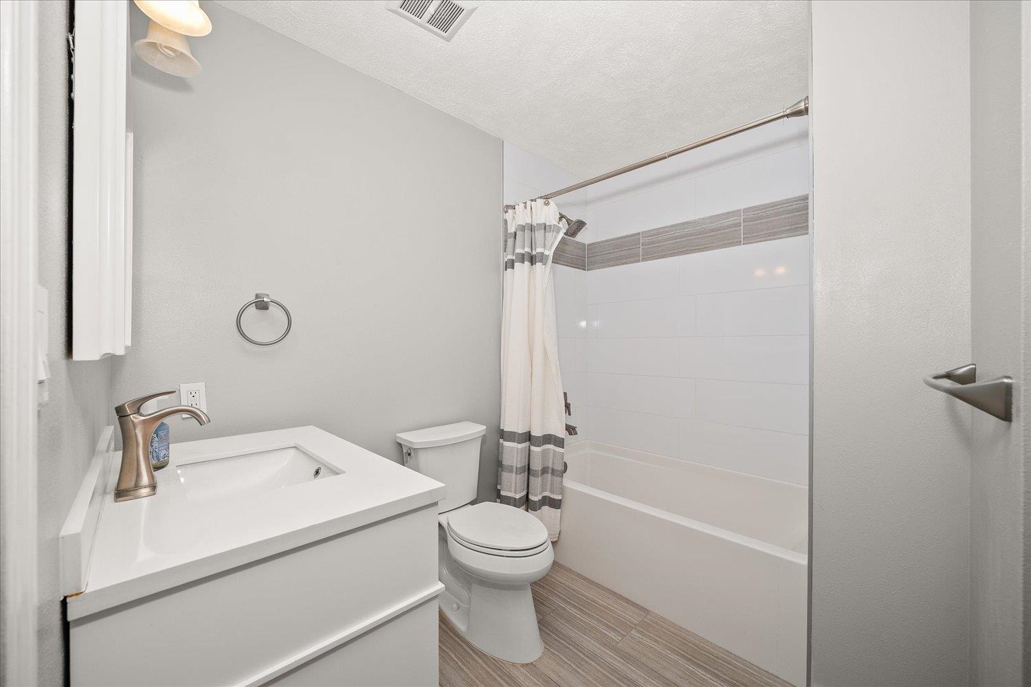 19421 North Yale Road Colbert, WA 99005 - Photo 23 of 39