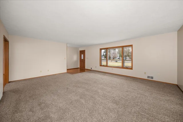 $675,000 | 19421 North Yale Road, Colbert, WA 99005