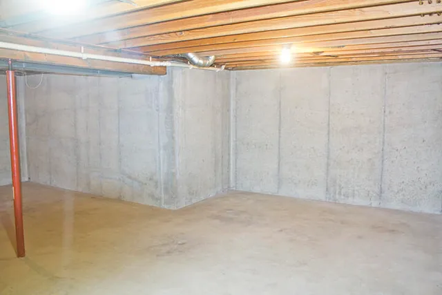 $234,900 | 115 Dogwood Circle, Dowagiac, MI 49047