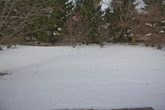 $234,900 | 115 Dogwood Circle, Dowagiac, MI 49047