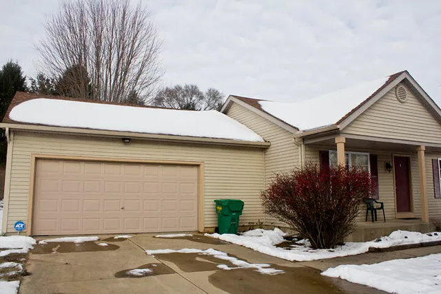 $234,900 | 115 Dogwood Circle, Dowagiac, MI 49047