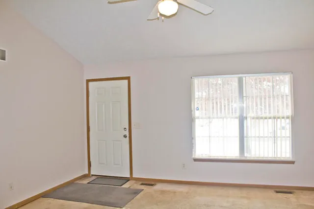 $234,900 | 115 Dogwood Circle, Dowagiac, MI 49047