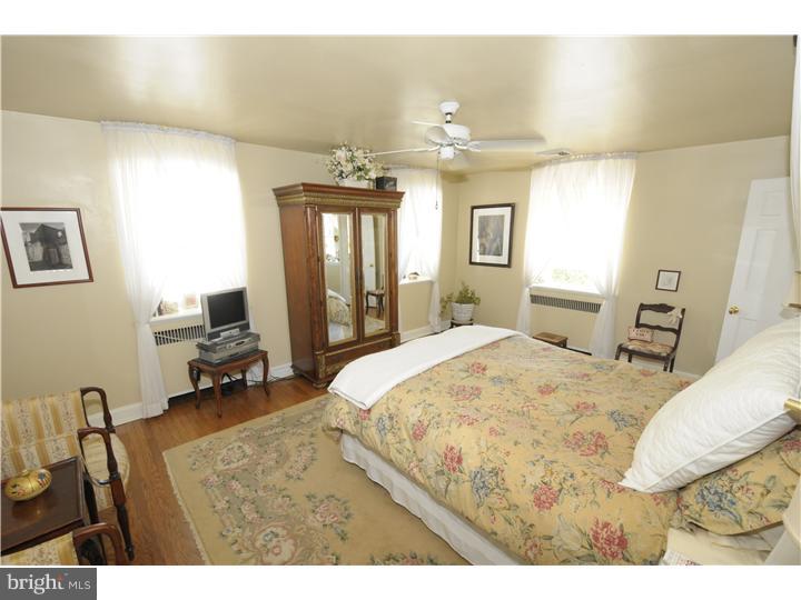 108 Rolling Road Wynnewood, PA 19096 - Photo 18 of 22
