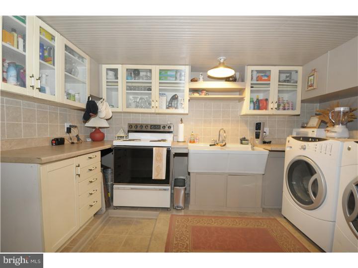 108 Rolling Road Wynnewood, PA 19096 - Photo 10 of 22