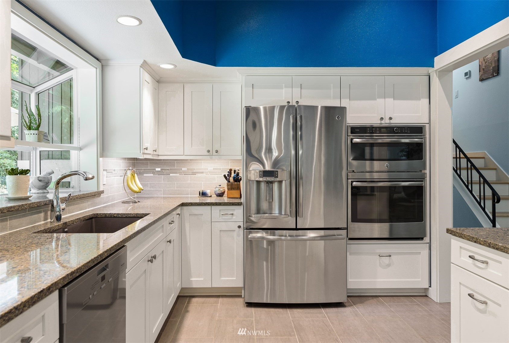 10502 Northeast 151st Street Bothell, WA 98011 - Photo 12 of 38 Gallery Image 12