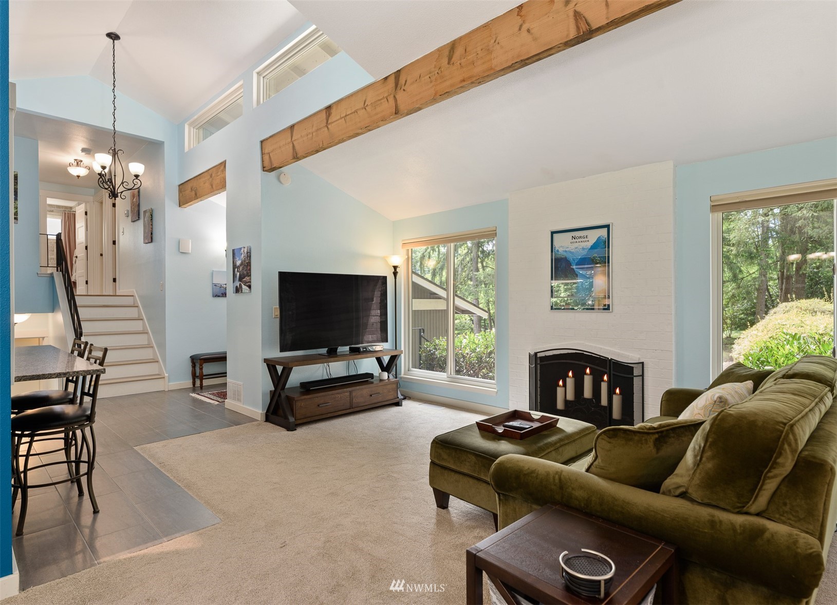 10502 Northeast 151st Street Bothell, WA 98011 - Photo 5 of 38 Gallery Image 5