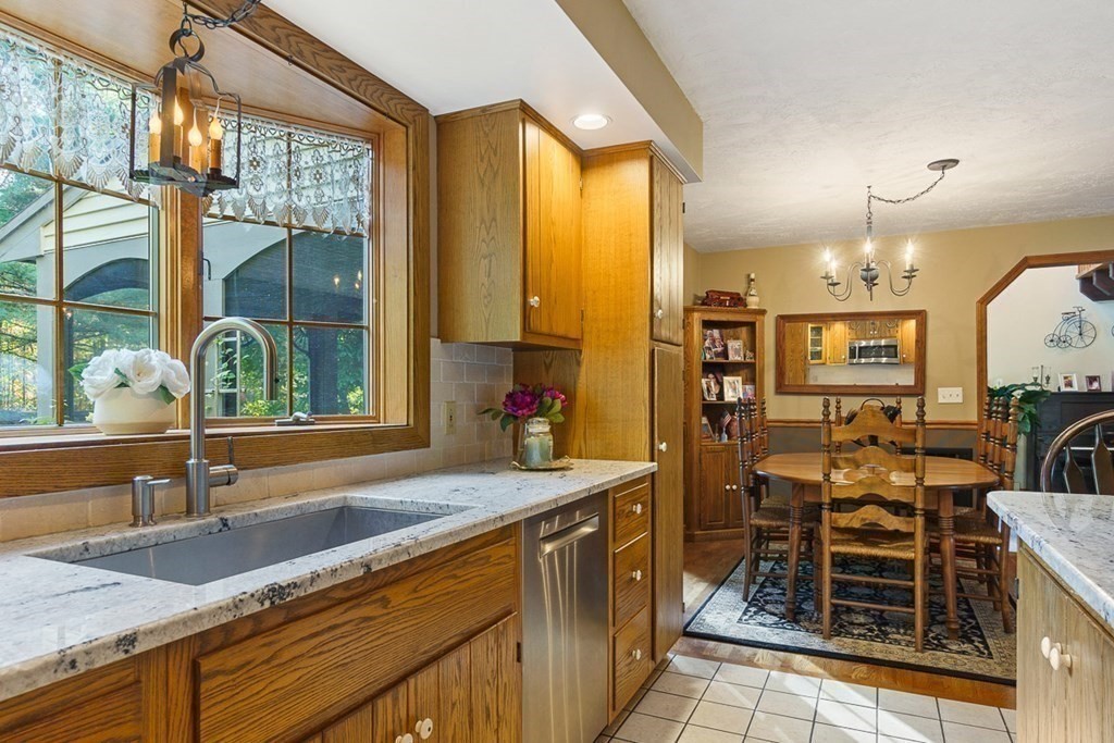 706 Scott Road Fitchburg, MA 01420 - Photo 12 of 37 Gallery Image 12
