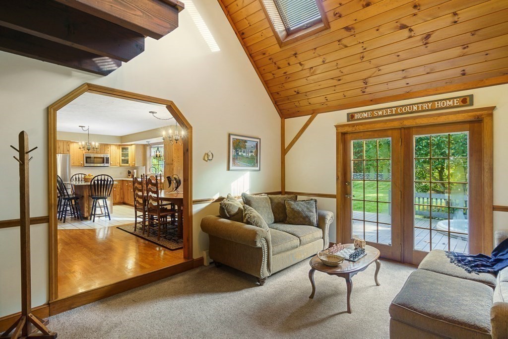 706 Scott Road Fitchburg, MA 01420 - Photo 8 of 37 Gallery Image 8