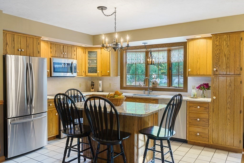 706 Scott Road Fitchburg, MA 01420 - Photo 9 of 37 Gallery Image 9