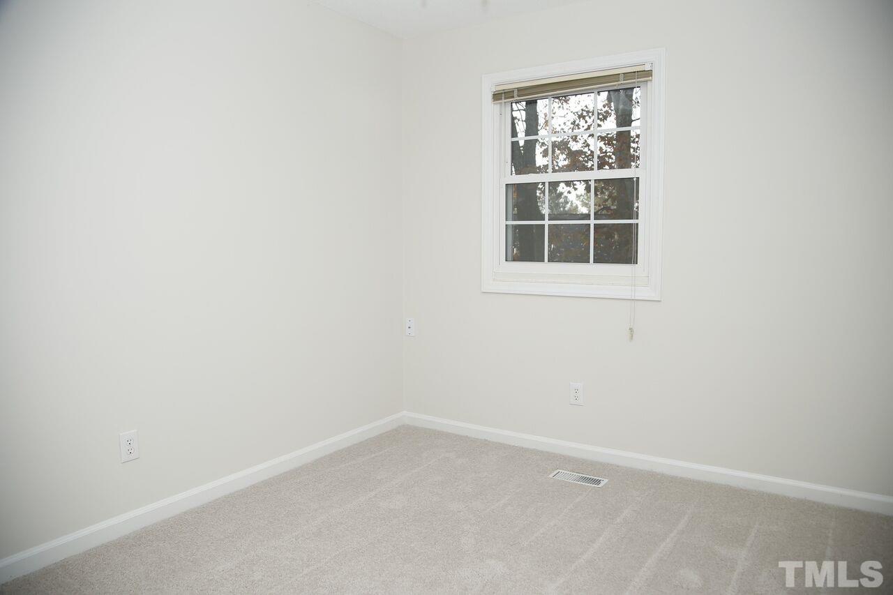 6429 New Market Way Raleigh, NC 27615 - Photo 11 of 14