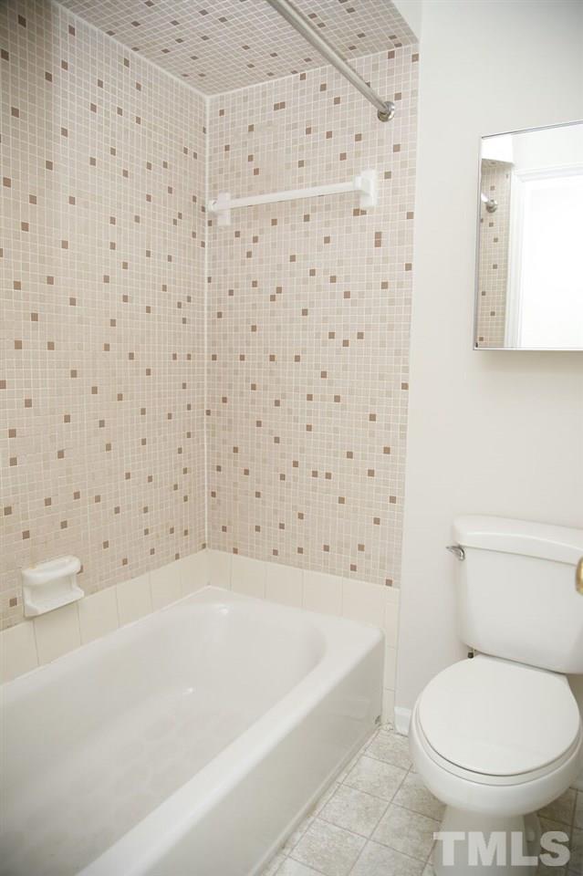 6429 New Market Way Raleigh, NC 27615 - Photo 9 of 14
