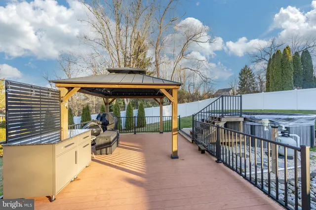 $465,000 | 13 Marshall Circle, Downingtown, PA 19335