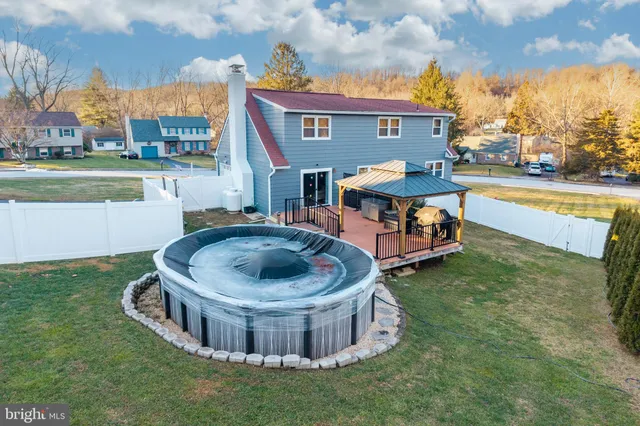 $465,000 | 13 Marshall Circle, Downingtown, PA 19335