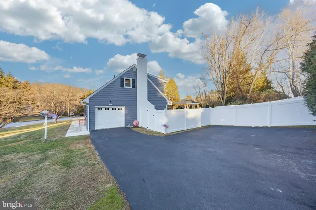 $465,000 | 13 Marshall Circle, Downingtown, PA 19335