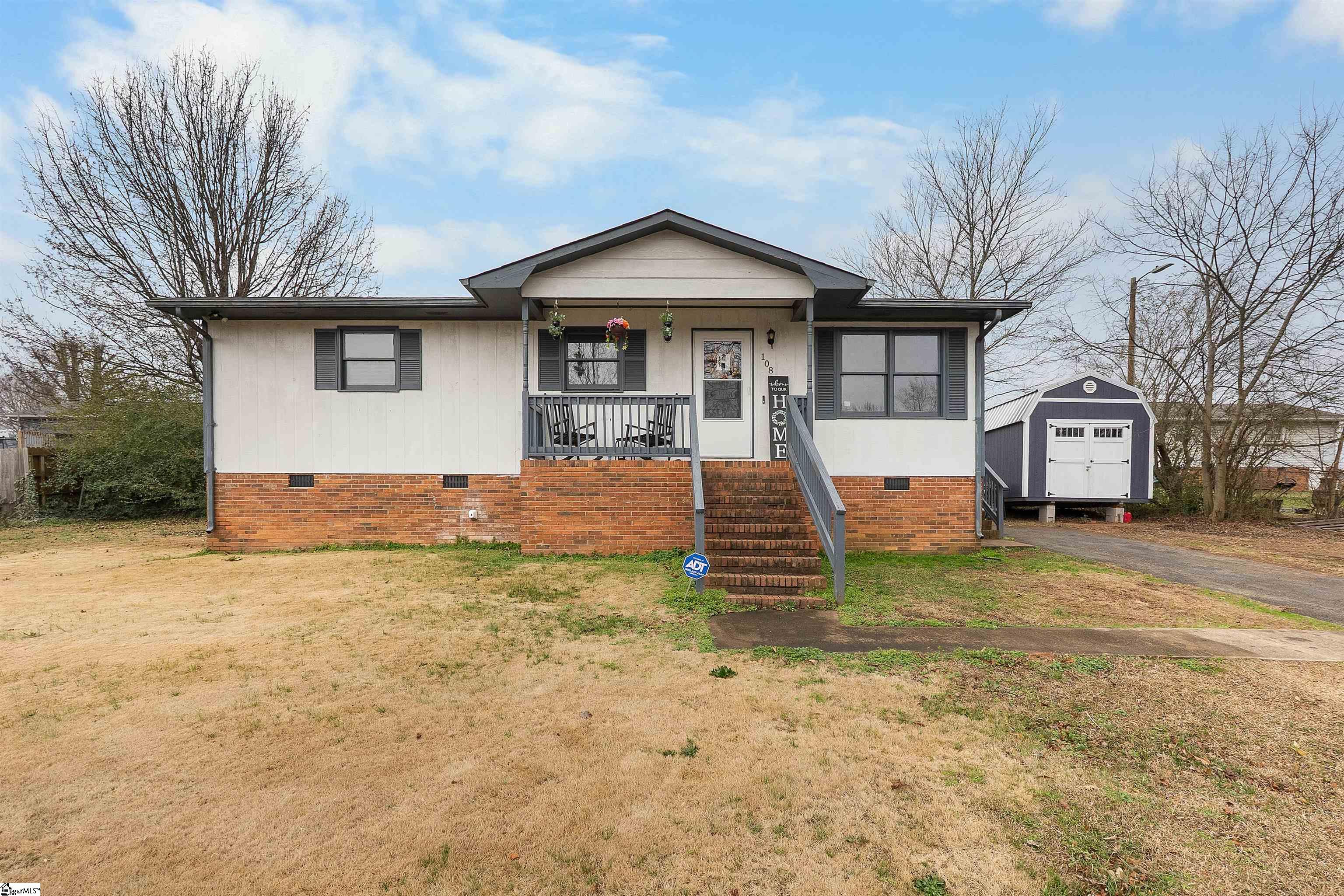 108 Everest Drive Inman, SC 29349 - Photo 2 of 21