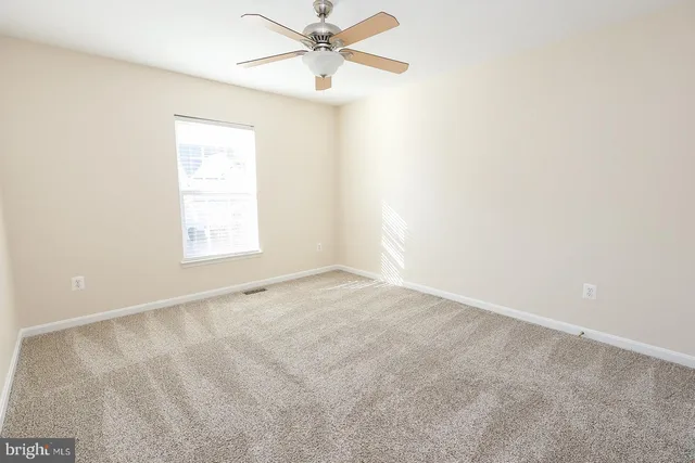 $2,700 | 23305 Hyacinth Lane, California, MD 20619