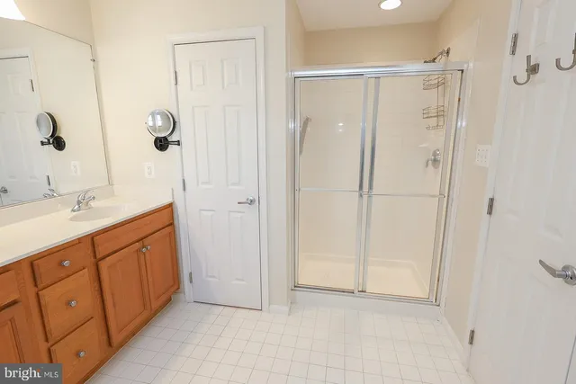 $2,700 | 23305 Hyacinth Lane, California, MD 20619