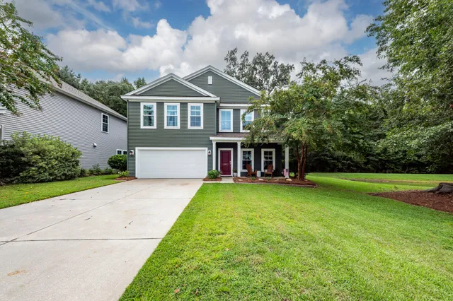 $735,000 | 3912 Hanoverian Drive, Mount Pleasant, SC 29429