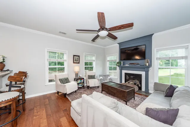 $735,000 | 3912 Hanoverian Drive, Mount Pleasant, SC 29429