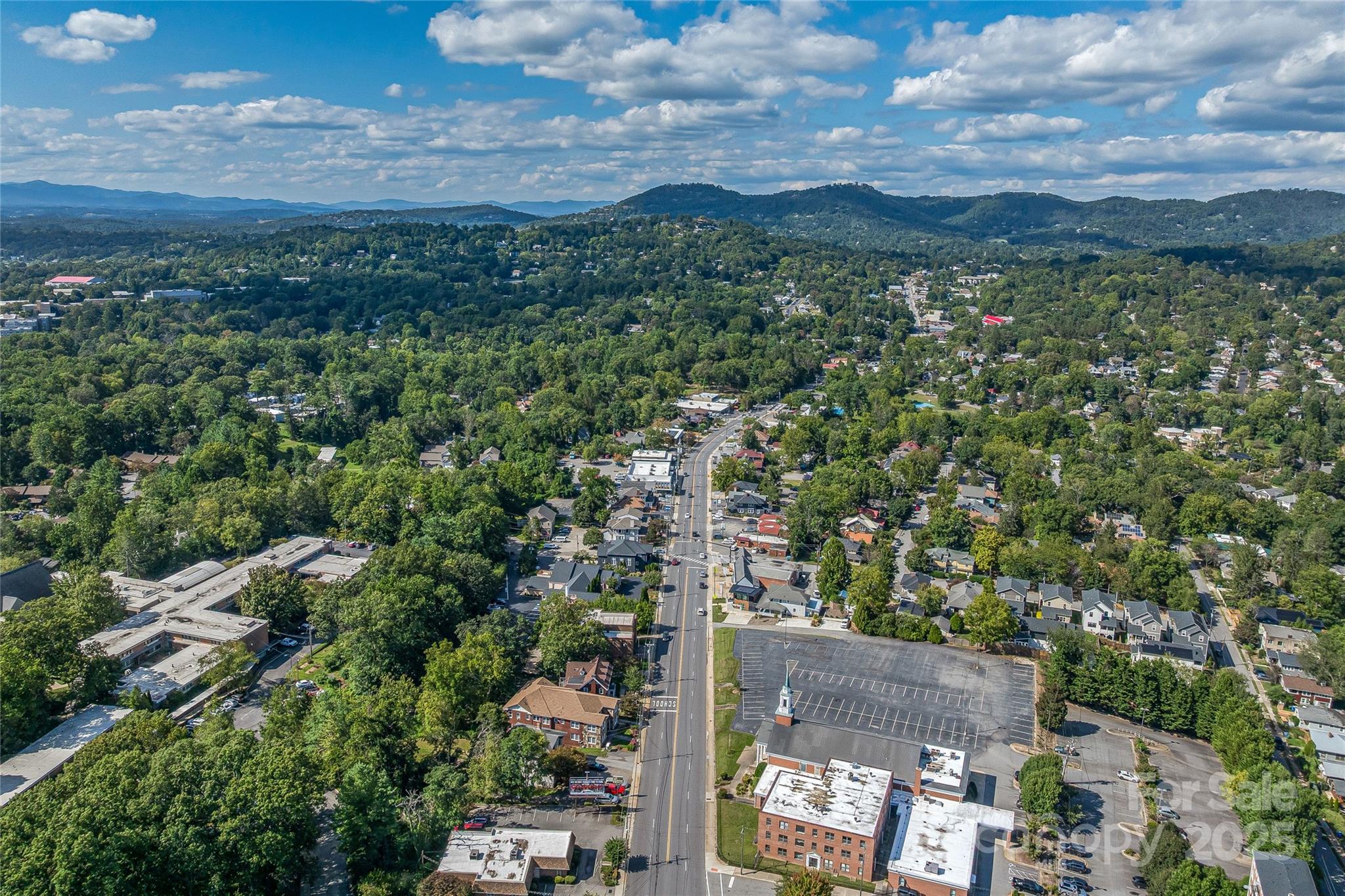 5 Horizon Hill Road Asheville, NC 28804 - Photo 41 of 42 a view of a city