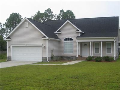 391 Pine Road Southport, NC 28461 - Photo 1 of 19 Primary Photo