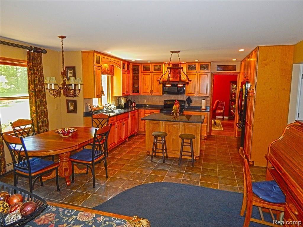 4155 Krafft Road Fort Gratiot, MI 48059 - Photo 5 of 19