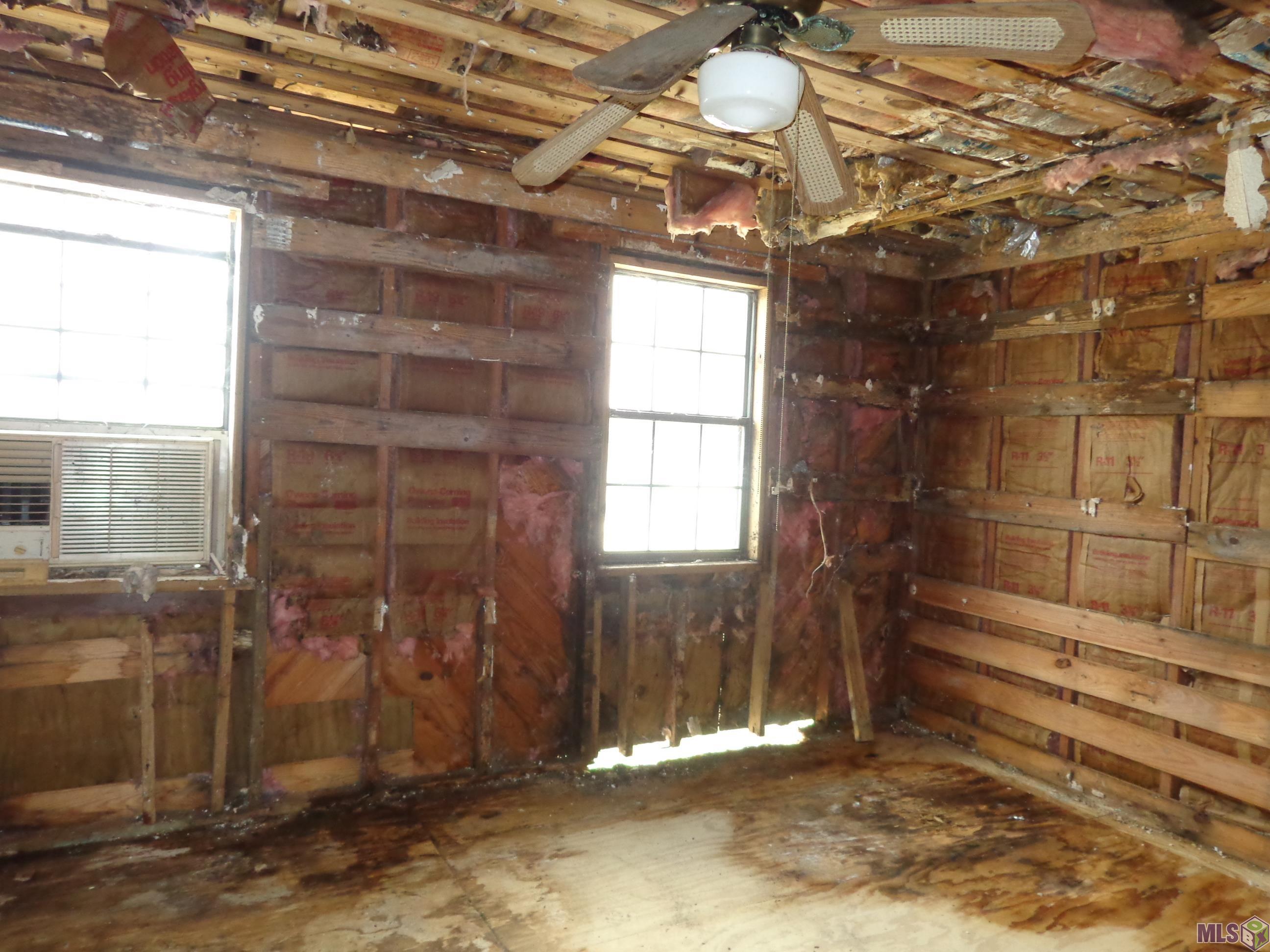 284 Carlos Street Houma, LA 70364 - Photo 4 of 7