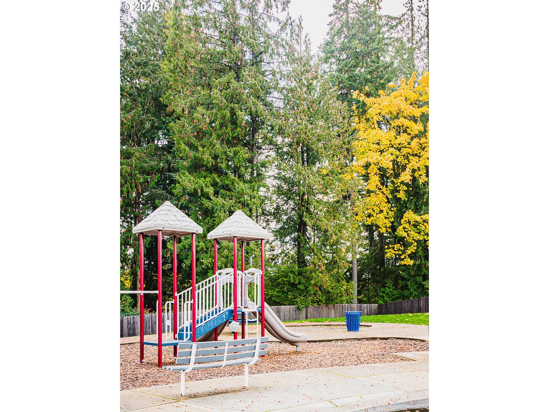 2116 North 3rd Way Ridgefield, WA 98642 - Photo 39 of 40 a view of an entryway with wooden fence