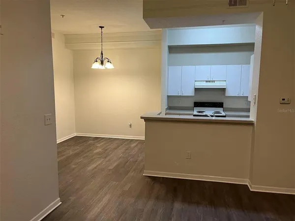$1,550 | 17114 Carrington Park Drive, Unit 220, Tampa, FL 33647