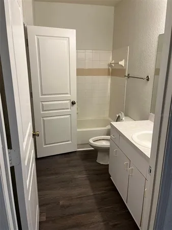 $1,550 | 17114 Carrington Park Drive, Unit 220, Tampa, FL 33647