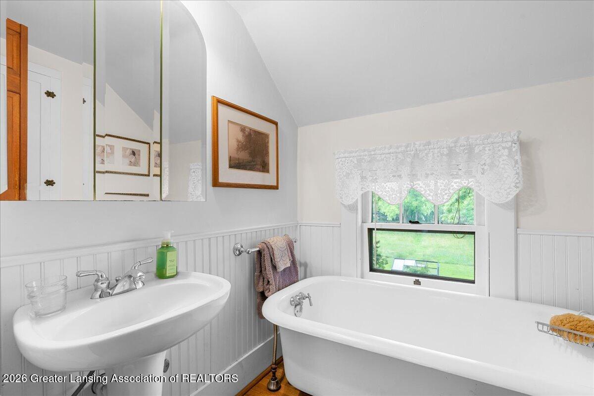 4356 Harris Road Williamston, MI 48895 - Photo 30 of 62 17-Media Jett - 16