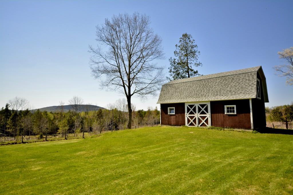 3566 Mariaville Road Ellsworth, ME 04605 - Photo 2 of 25 Barn with vista